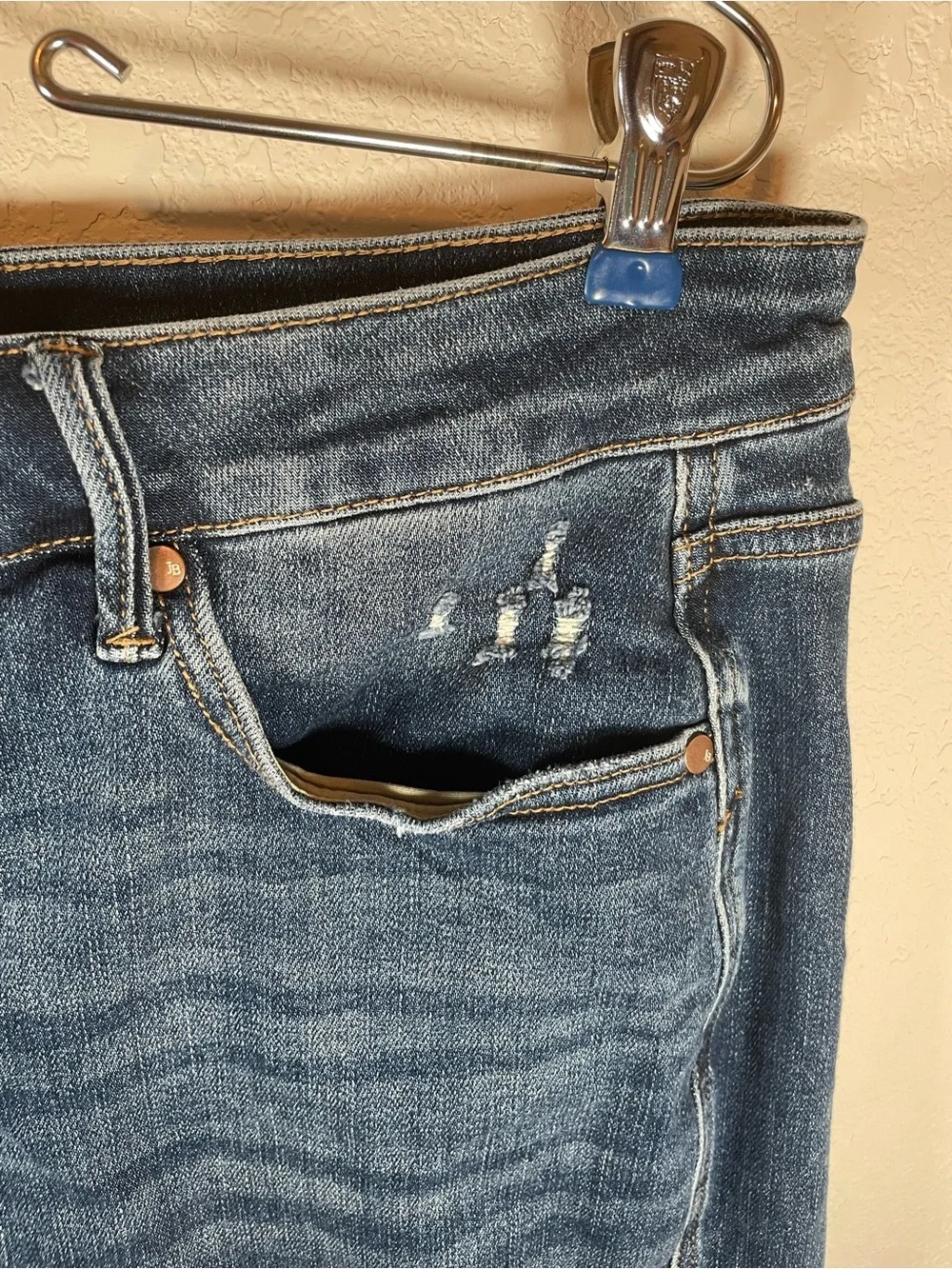 Judy Blue Mid-Rise Distressed Classic Medium Wash Denim Shorts Size 1X